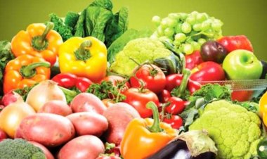 భారతదేశంలోని వైవిధ్యభరితమైన రైతుల మార్కెట్లలో ఒక సంగ్రహావలోకనం: సంప్రదాయం ఆధునిక వాణిజ్యాన్ని కలుస్తుంది